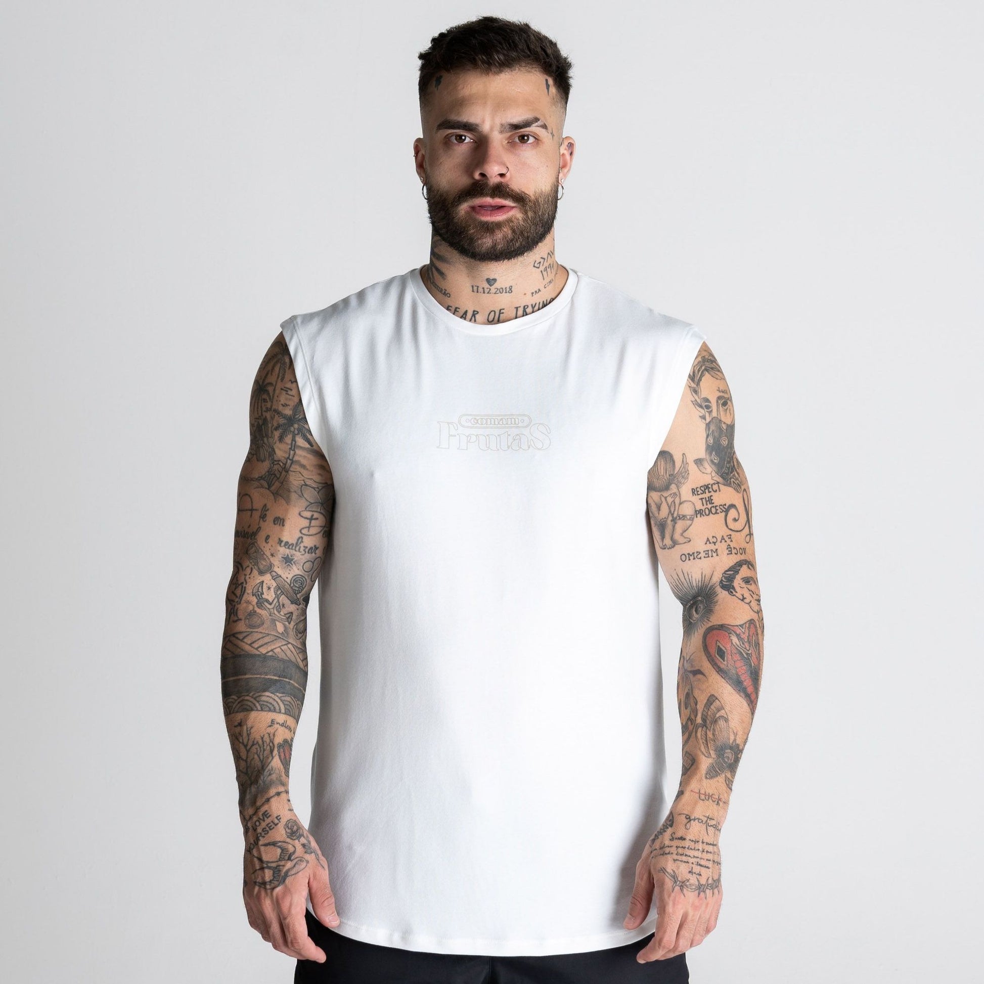 Regata Drop Shoulder Slevelles Comam Frutas Special Logo Off White
