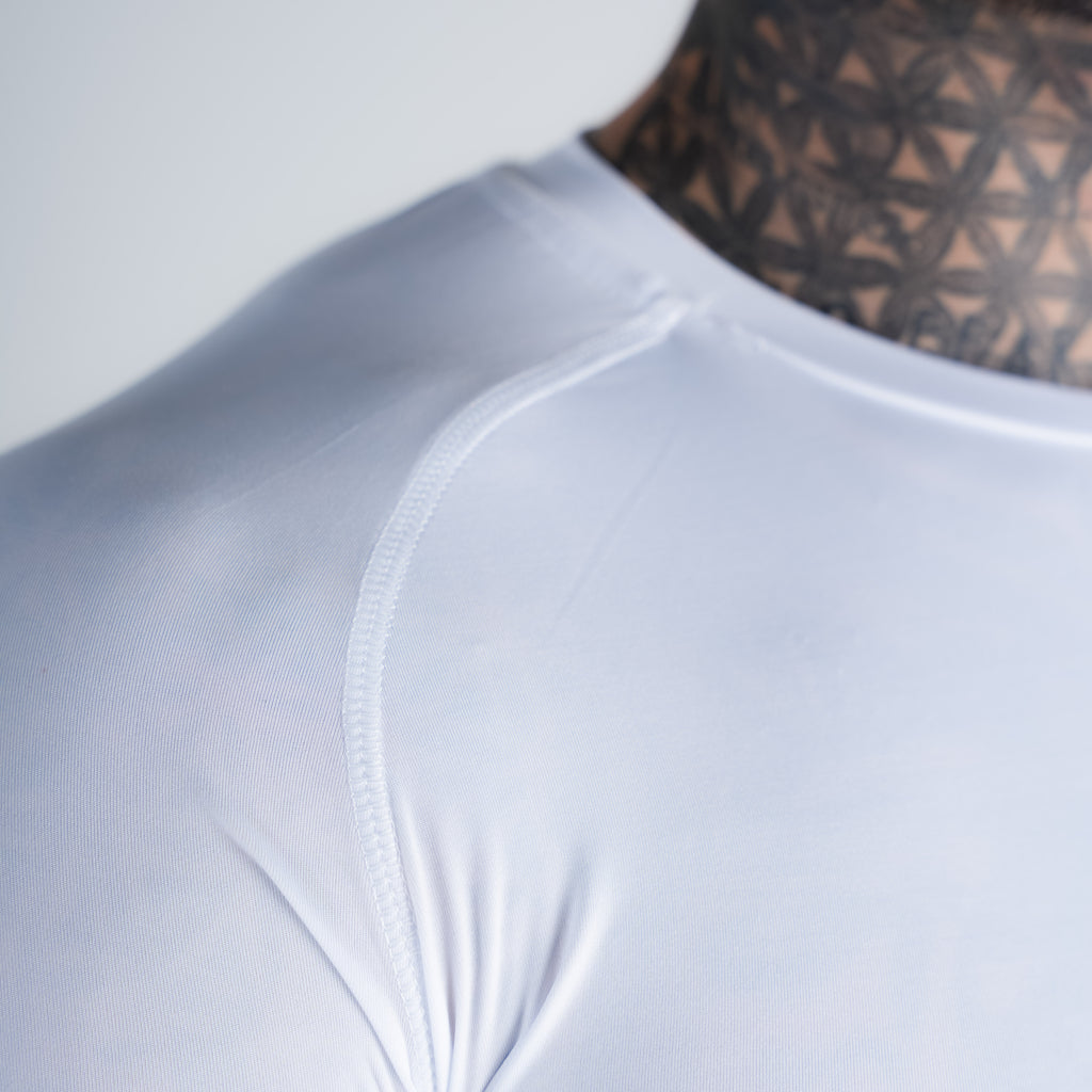 RashGuard Mith Comam Frutas Fight Or Die Branco