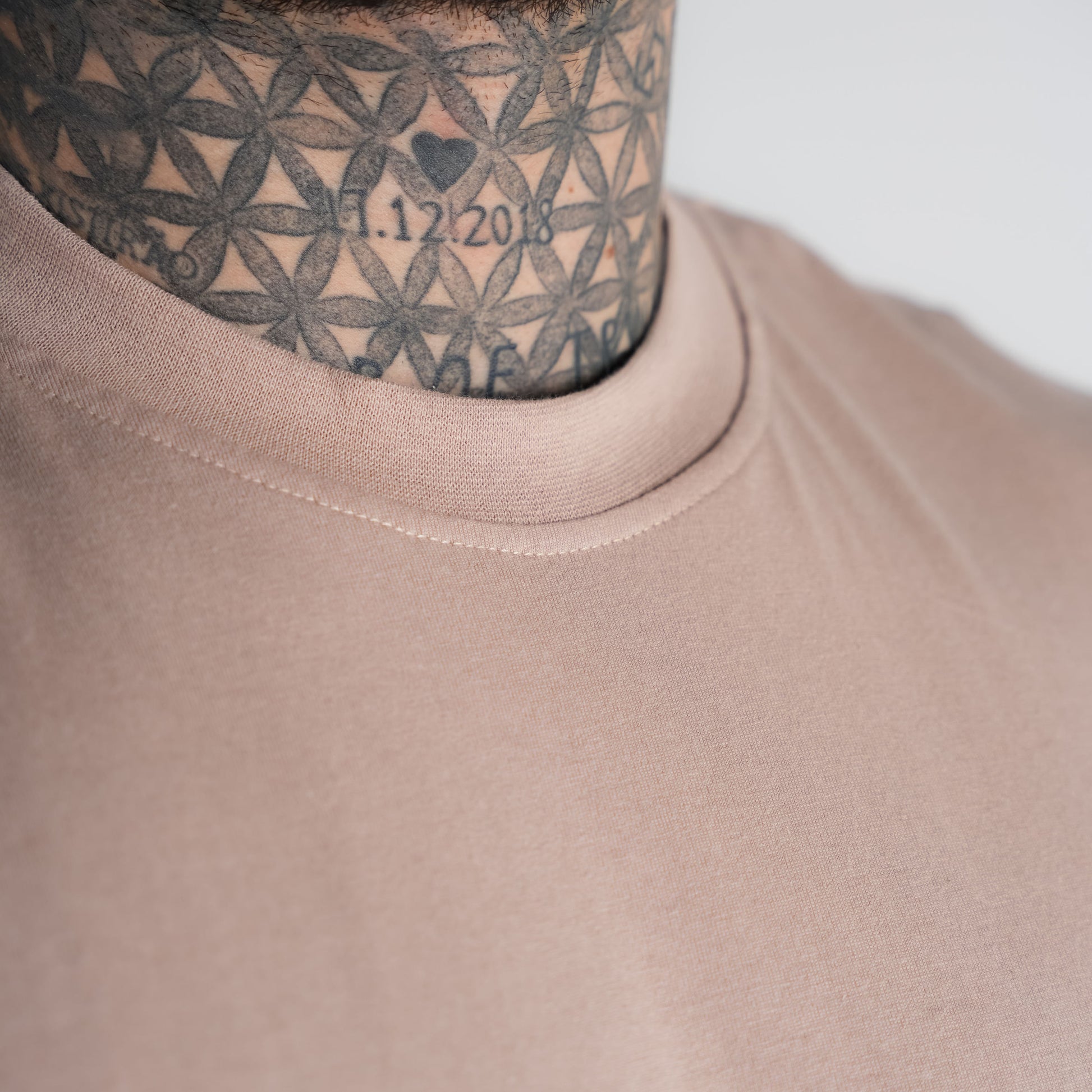 Camiseta Oversized Mark Bege Mith