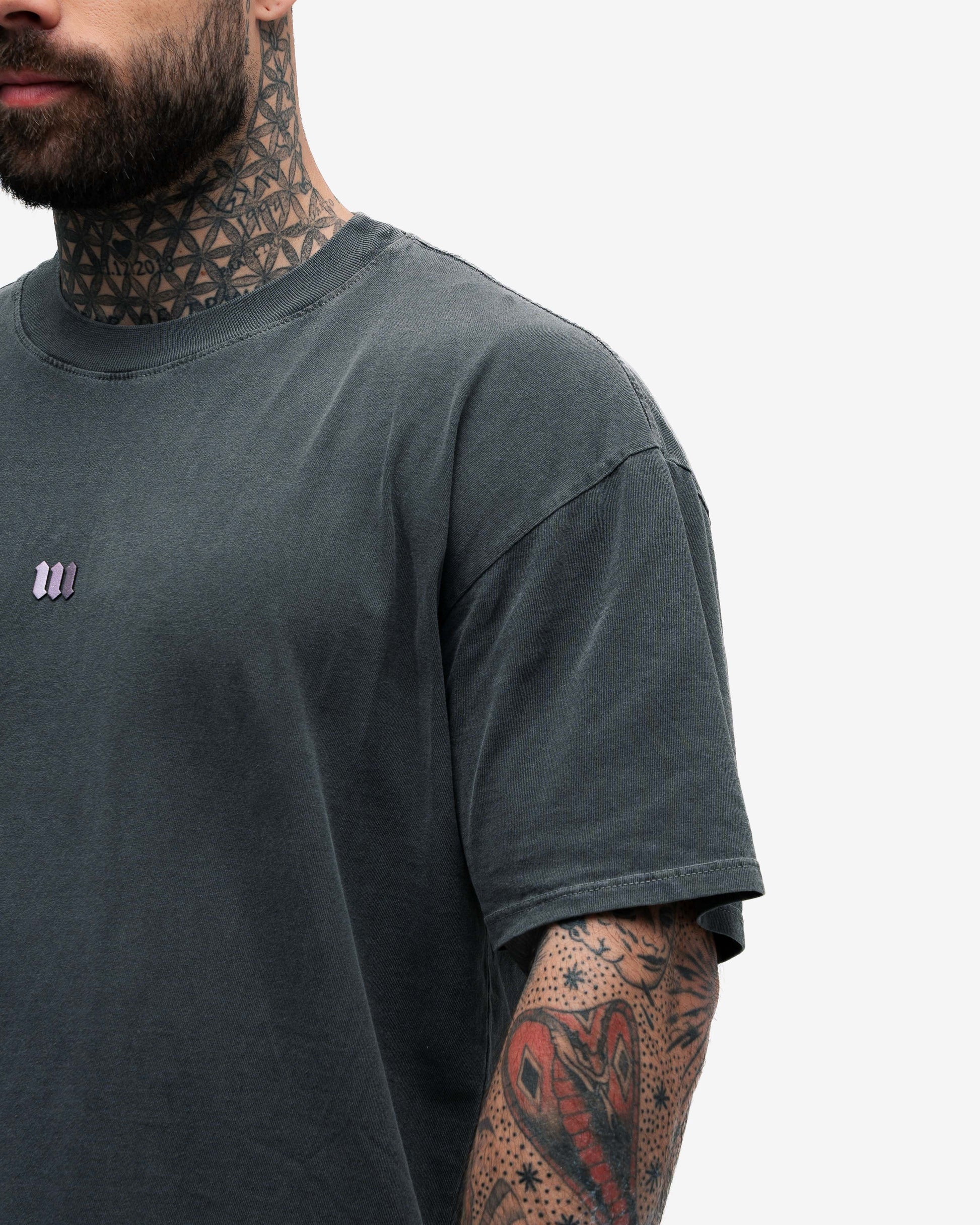 Camiseta Oversized Estonada Mith Nation Chumbo