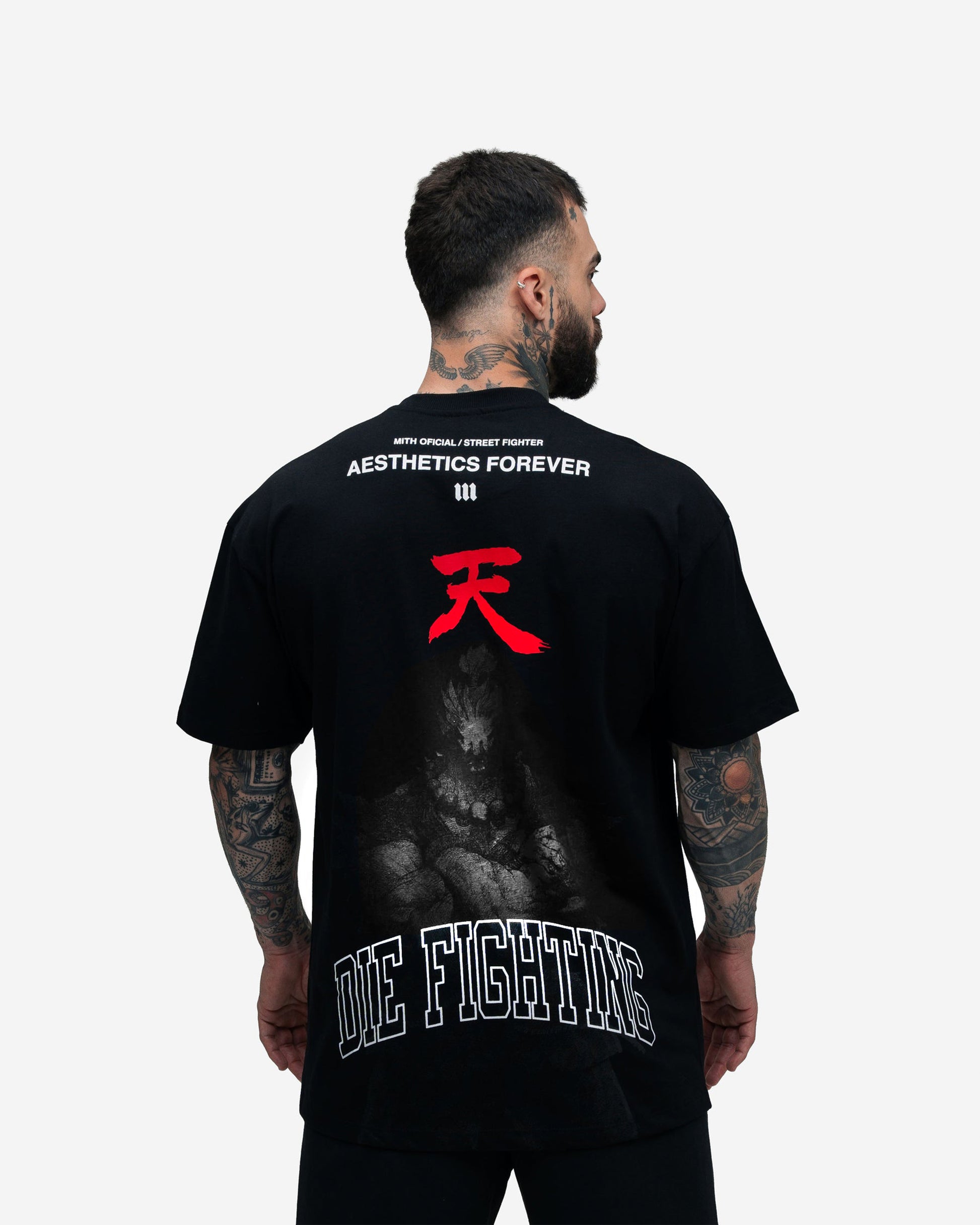 Camiseta Oversized Street Fighter Akuma Aesthetics Mono Preto