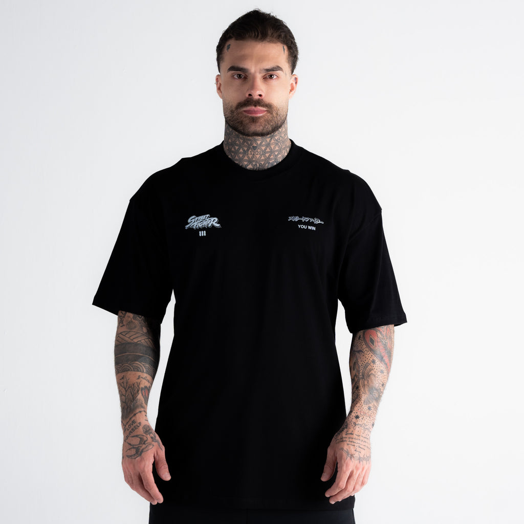 Camiseta Oversized Street Fighter Akuma Aesthetics Preto