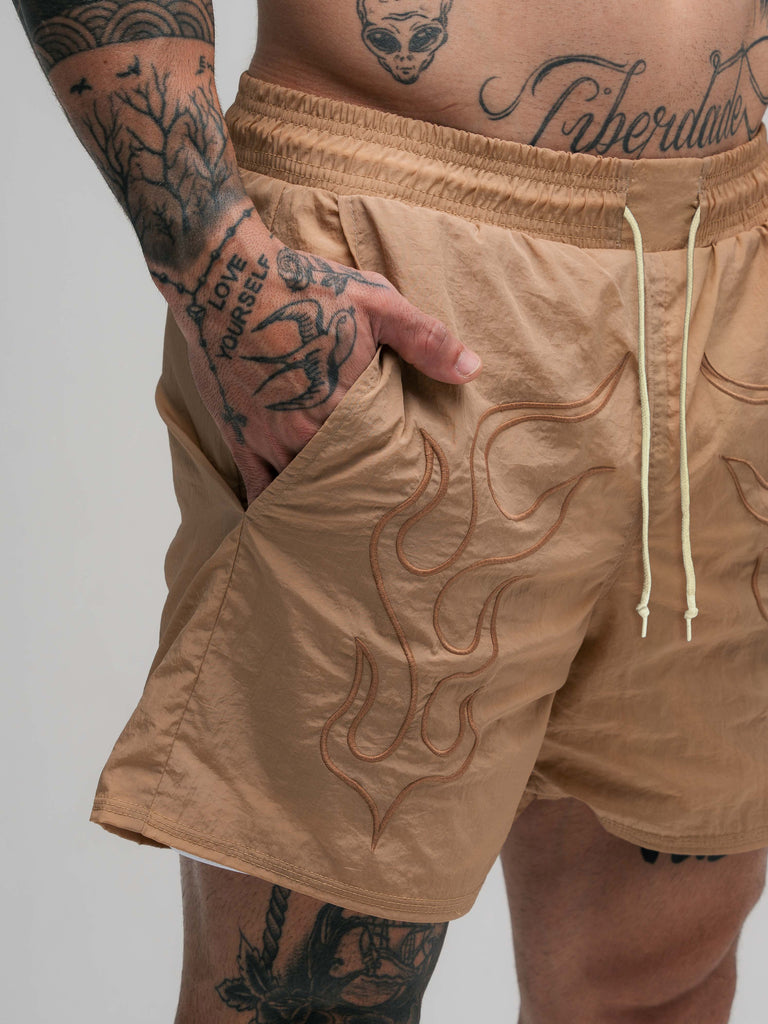 Shorts de Tactel Mith Comam Frutas Flames Bege