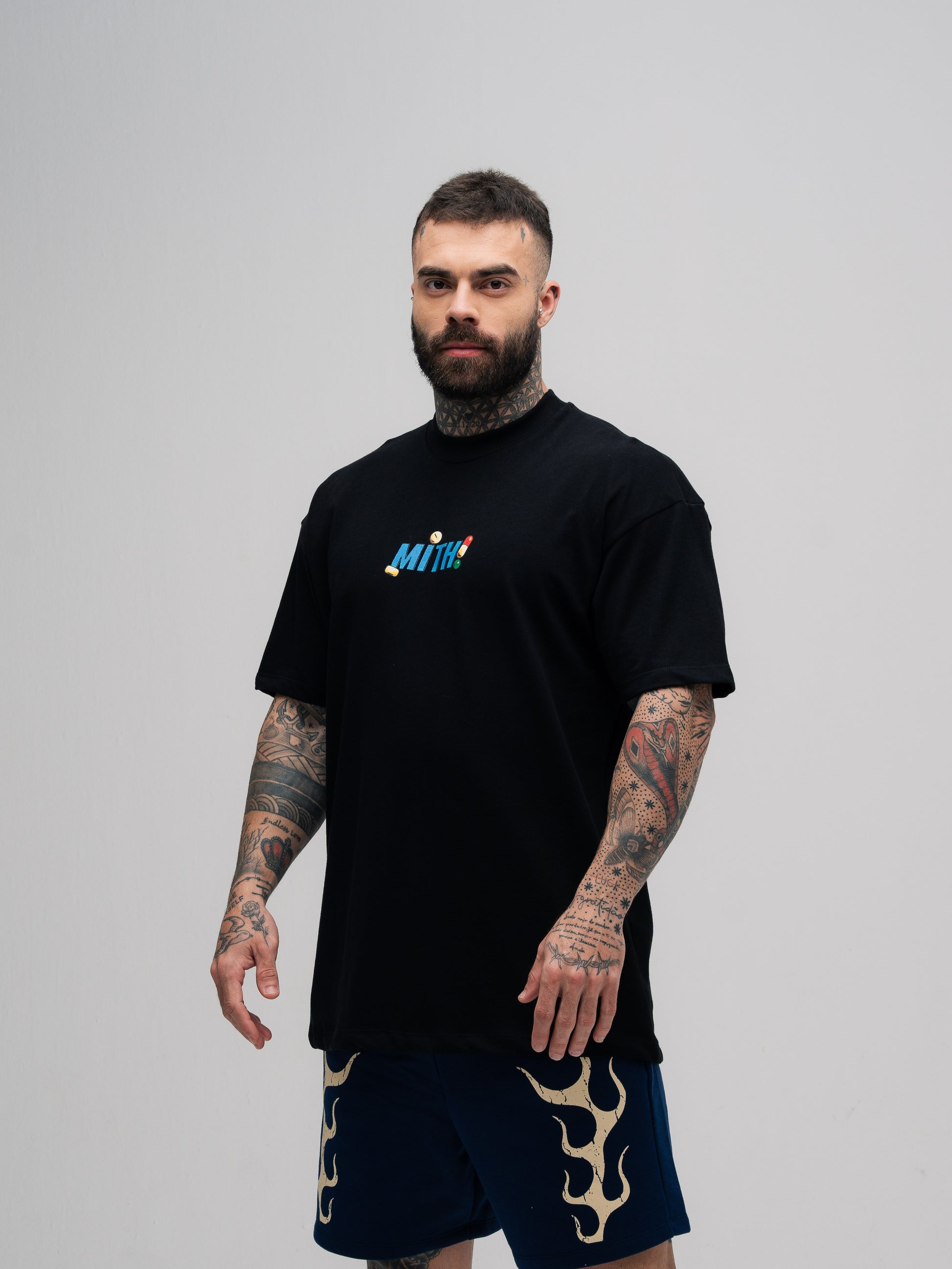 Camiseta Oversized Mith Comam Frutas Kit Preto