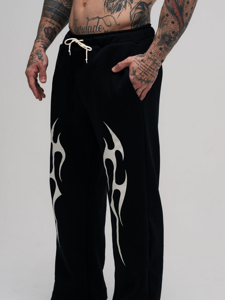 Calça de Moletom Oversized Reta Mith Comam Frutas Flames Off Preto