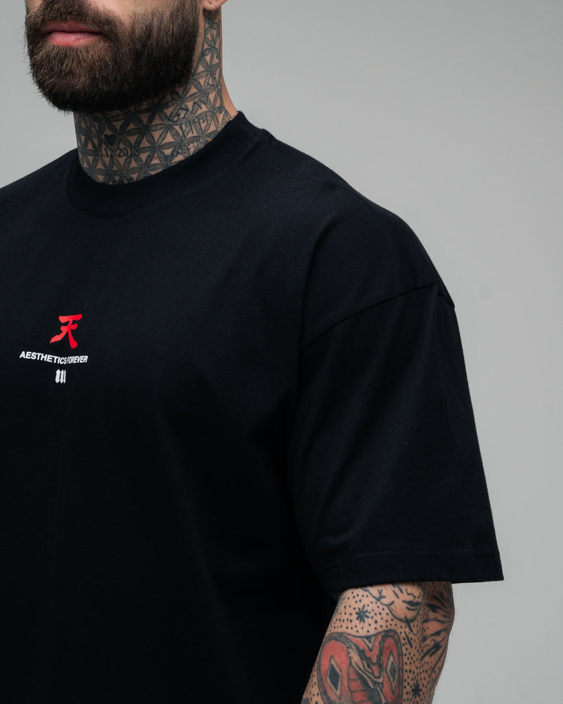 Camiseta Oversized Street Fighter Akuma Aesthetics Mono Preto
