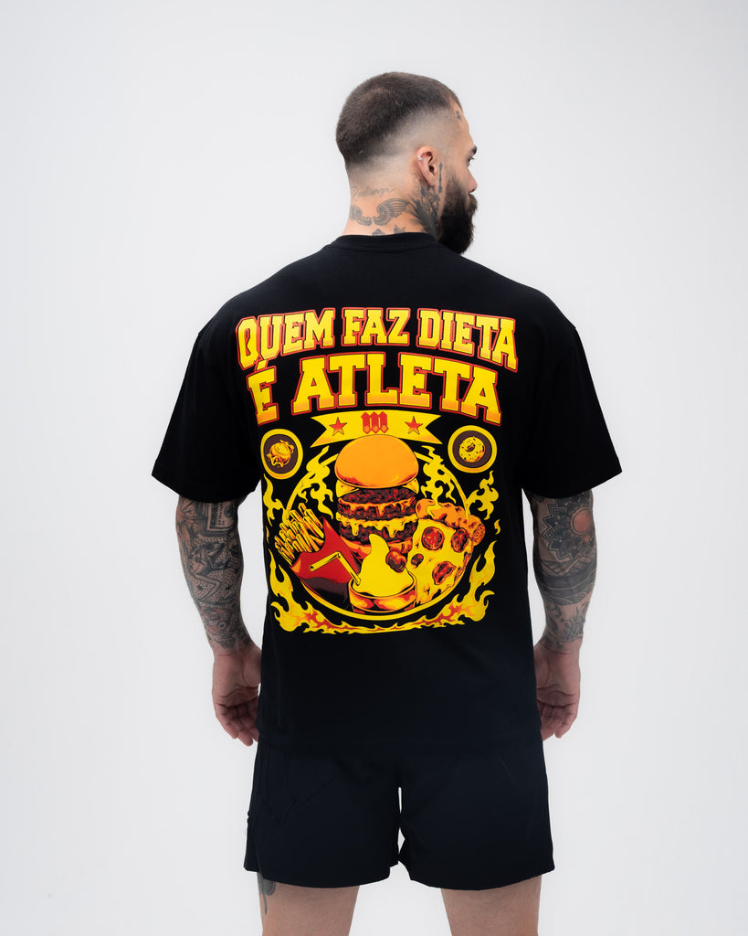 Camiseta <strong>Oversized Treino</strong>  Mith Quem Faz Dieta é Atleta Preto