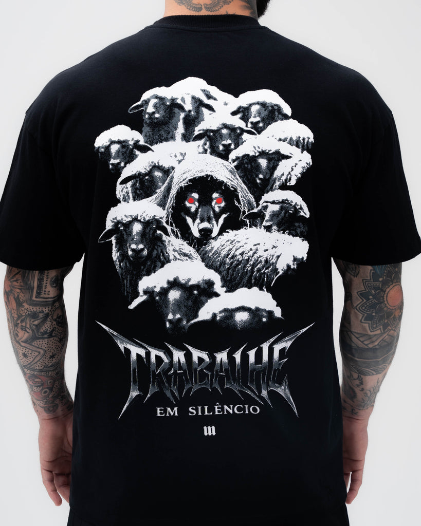 Camiseta <strong>Oversized Treino</strong>  Mith Trabalhe em Silêncio Preto