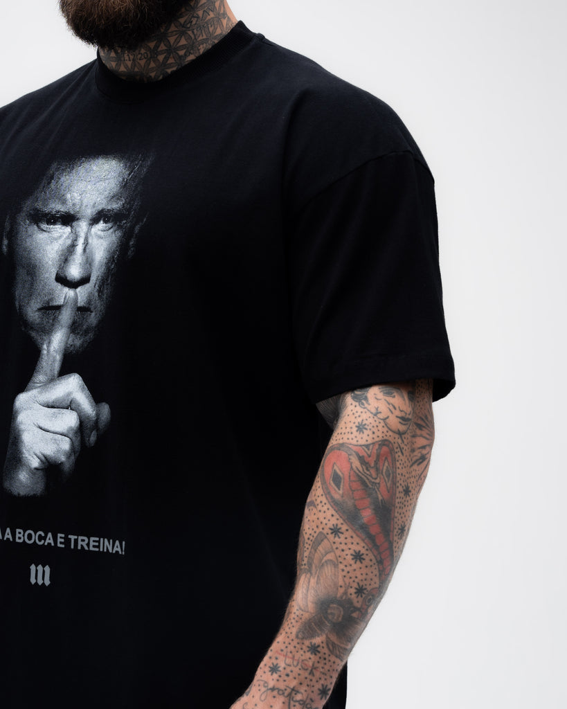 Camiseta <strong>Oversized Treino</strong>  Mith Cala a Boca e Treina Preto