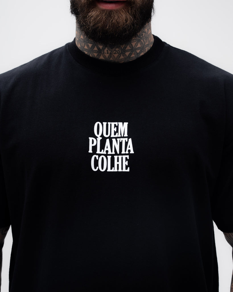 Camiseta <strong>Oversized Treino</strong>  Mith Quem Planta Colhe Preto