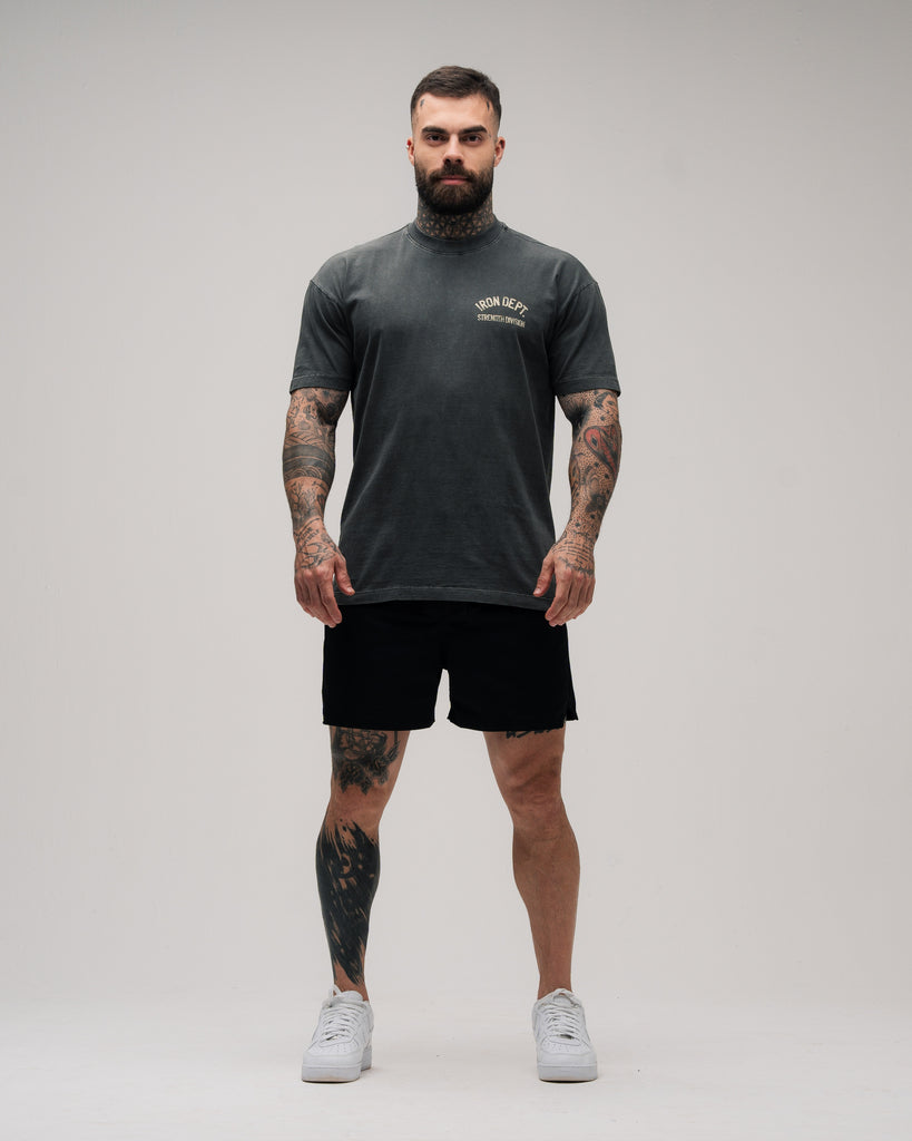 Camiseta Oversized Estonada Mith Iron Dept. Cinza