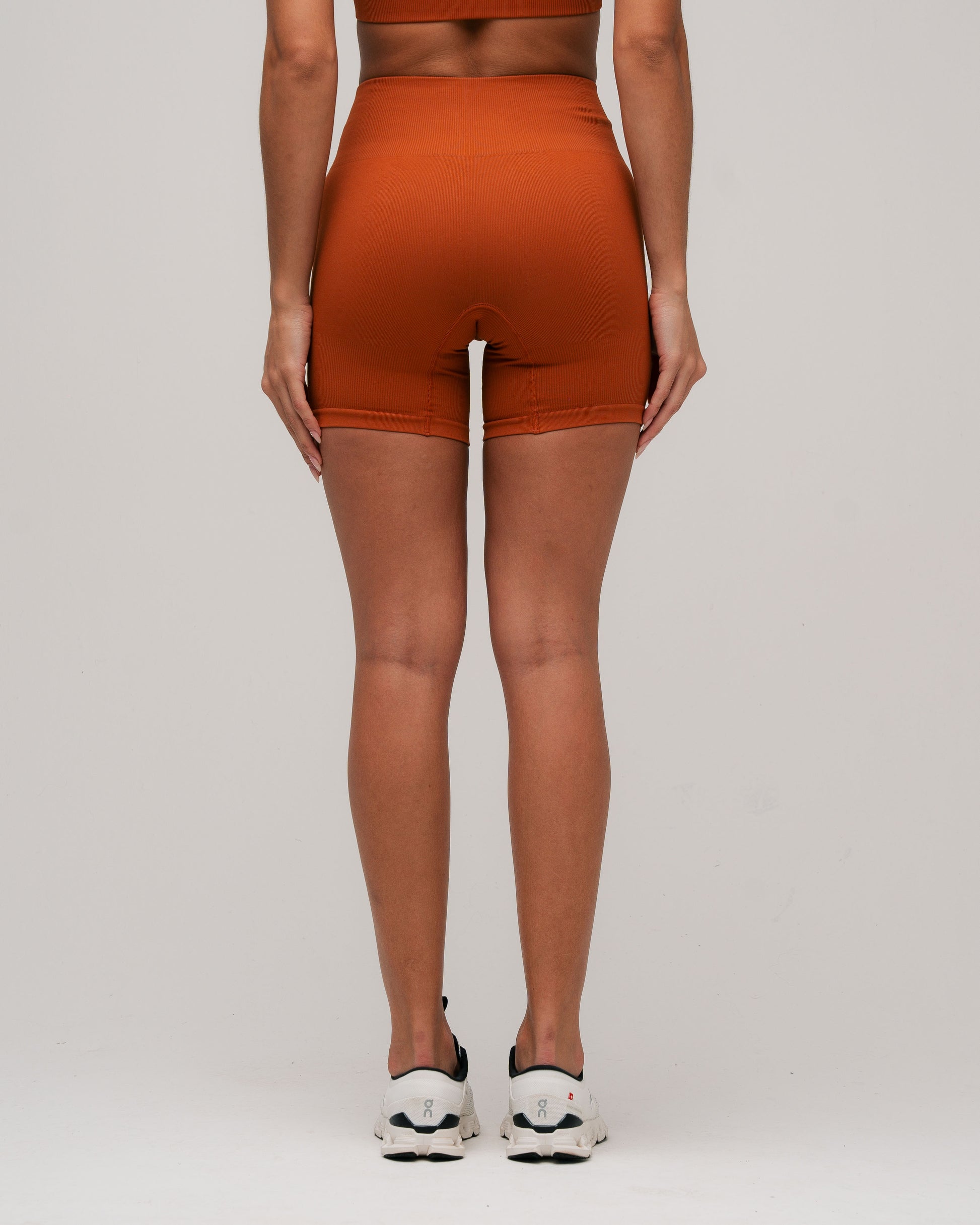 Shorts Mith Everyday Seamless Marrom