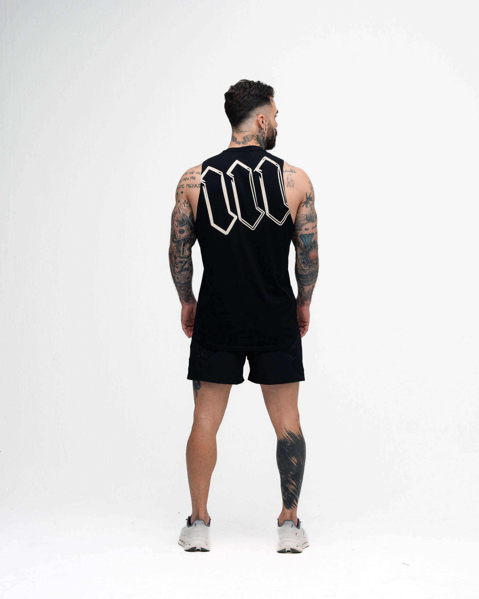 Regata Cut Off Mith Nation Doodle Preto
