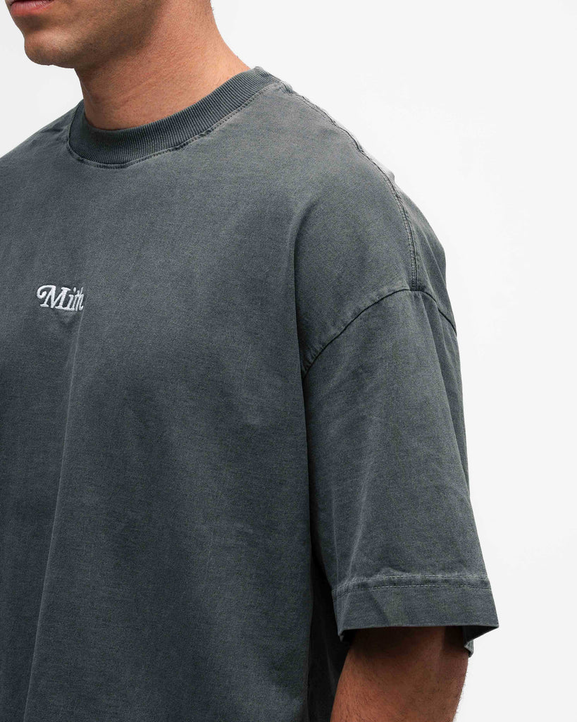 Camiseta Box Estonada Mith Cinza