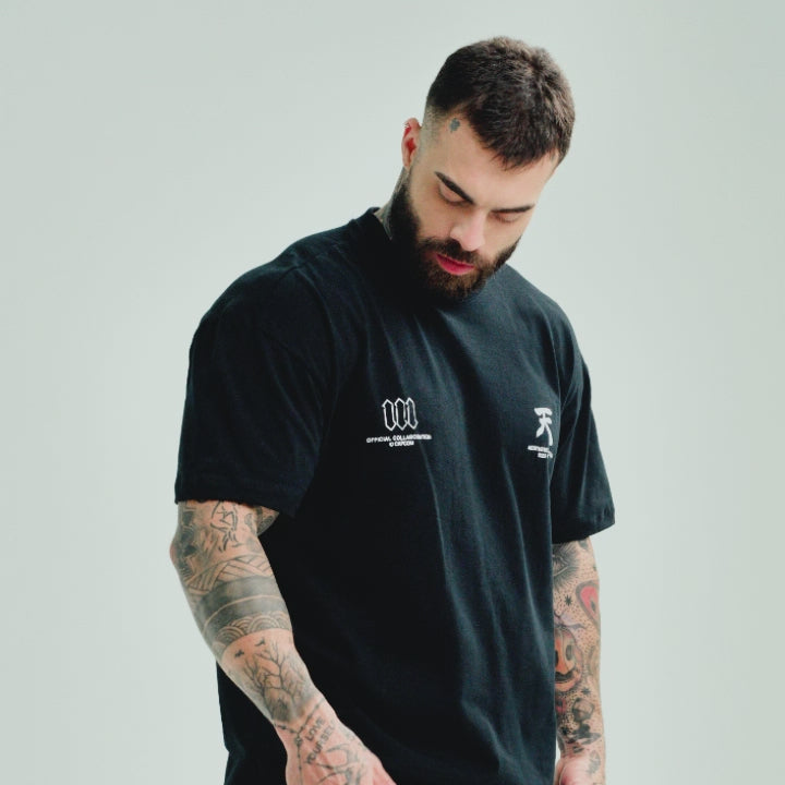 Camiseta Oversized Street Fighter Akuma Preto